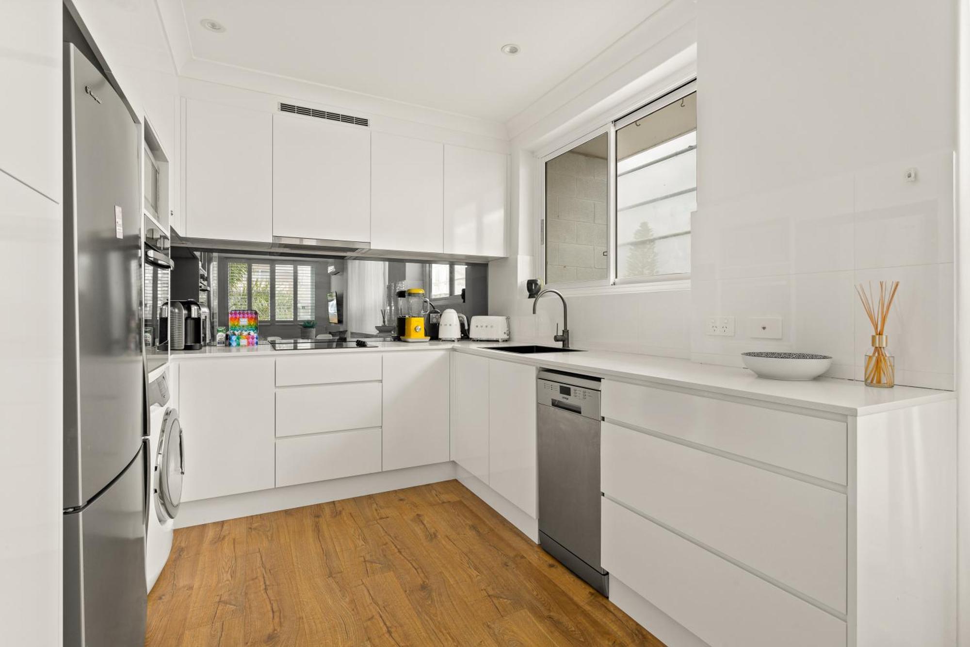 Chic Apartment Footsteps From Manly Beach Sidney Exterior foto